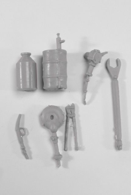 Accessoires à peindre au 1/43ième - Set outils et outillages (7 pièces)